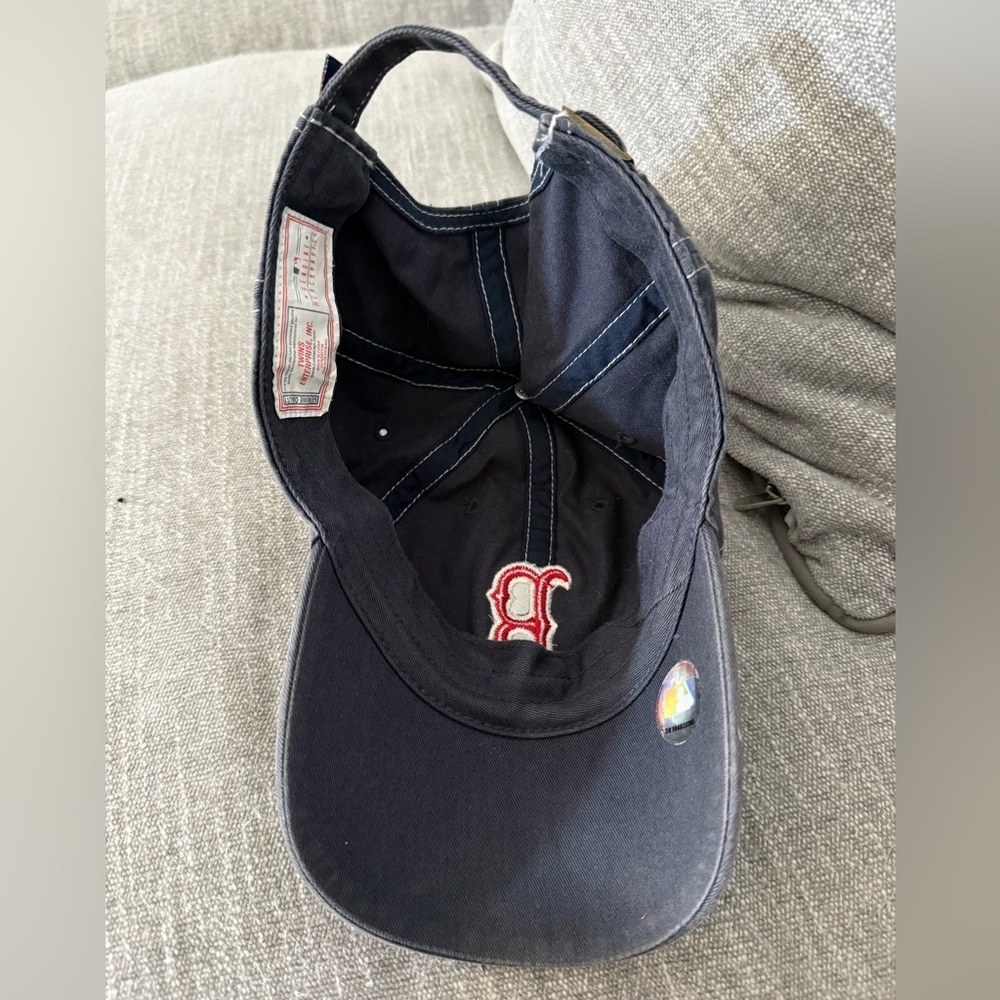 Boston Red Sox Genuine Merchandise Navy Blue Baseball Hat - Picture 3 of 4